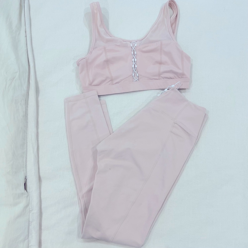 Fabletics set